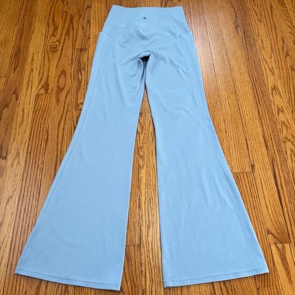 ATHLETA legging salutation stash flare leg baby blue high rise pull on yoga pant - Picture 16 of 16